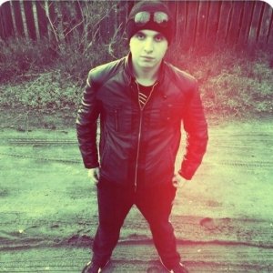Буряков , 28 лет