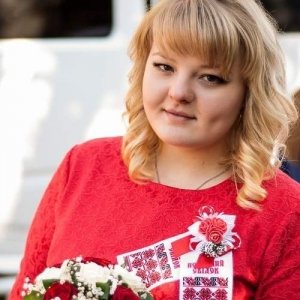 Оля Карплюк, 31 год
