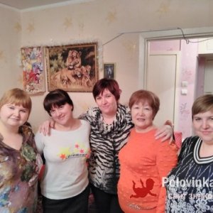 Alma , 64 года