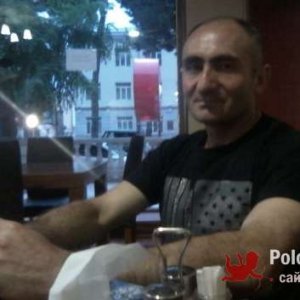 Masis , 52 года