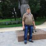 Анатолий, 61 год