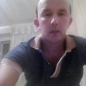 Холмухаммад , 51 год