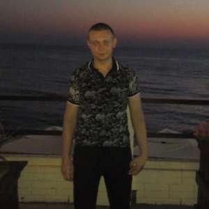 Евгений Елисеев, 36 лет