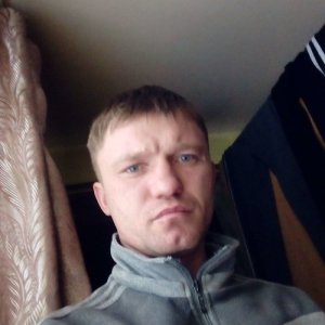 Игорь Суханов, 38 лет