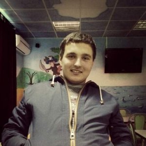 максим , 31 год