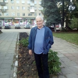 Пётр , 73 года