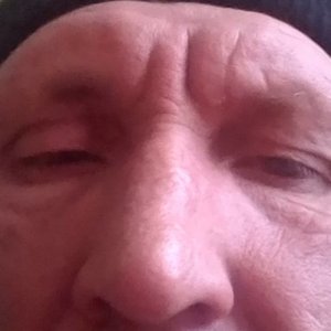 Oleg , 51 год