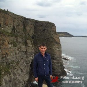 Анатолий , 47 лет