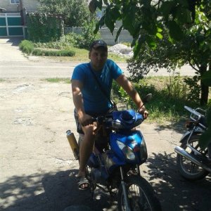 Денис , 33 года