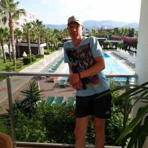 Vladimir , 52 года