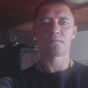 Евгений Азильгариев, 48 лет