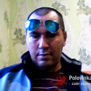 Петров   антон антон, 48 лет