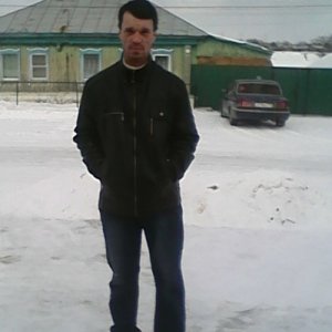 Илья , 45 лет