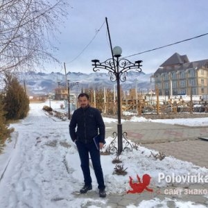 Нкрбек Кадиров, 38 лет