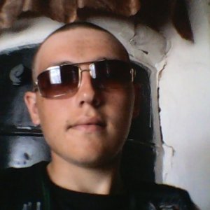 Эдуард , 24 года