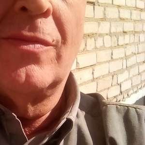 Валерий , 75 лет