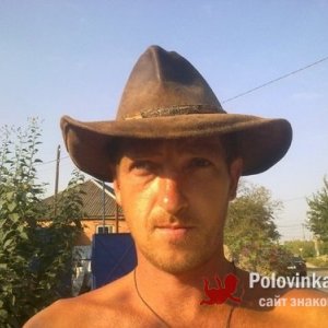 Роман , 44 года