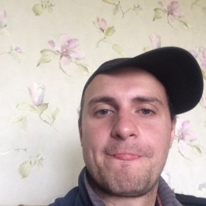 Артем Андреев, 33 года