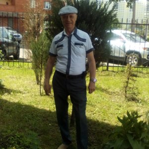 Петр , 71 год