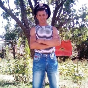 Анатолий , 48 лет