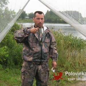 ИГОРЬ СТАТУС СВОБОДЕН , 51 год