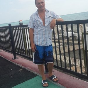 Юрий , 69 лет
