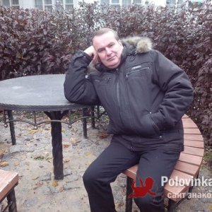 Анатолий , 61 год