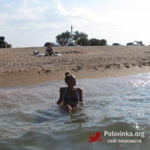 Olina , 42 года