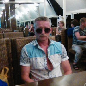 Михаил , 57 лет