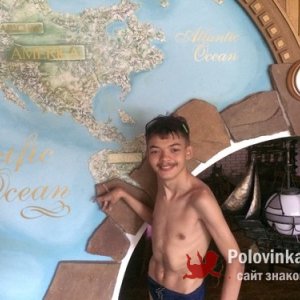Денис Кретов, 28 лет
