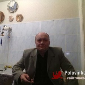 Владимирович , 68 лет