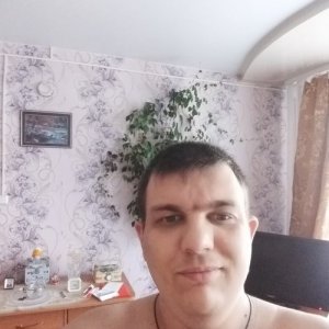 Игорь Аверин, 32 года