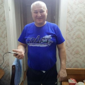 Толя , 61 год