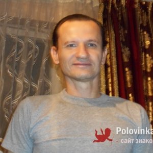 Павел , 44 года