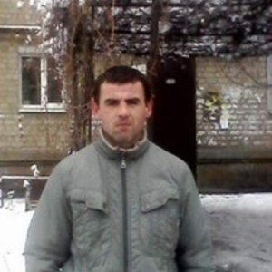 Максим , 46 лет