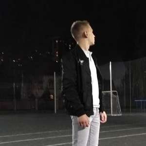 Вова Янков, 25 лет