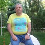 Акбар, 70 лет