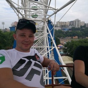 Валентин , 37 лет