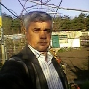 Николай , 72 года