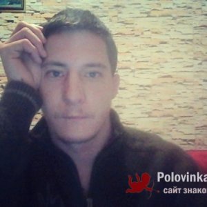 Михаил Бобровник, 29 лет