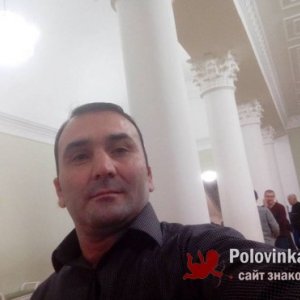 Janik , 48 лет