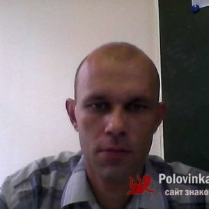 Андрей Жихарев, 44 года