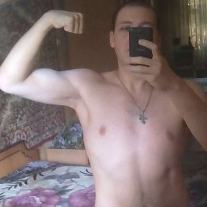 Михаил , 32 года