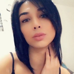 транссексуалка Халикова, 28 лет