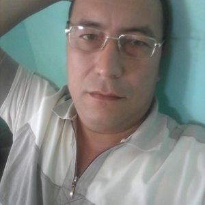 Айбек Исаков, 51 год