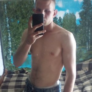 Макс , 33 года