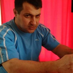 Hrach , 51 год
