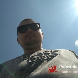 Саша , 32 года