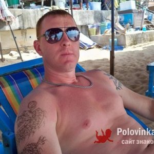 Антон Воробьев, 44 года