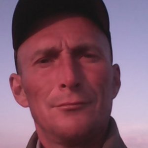 Руслан , 44 года